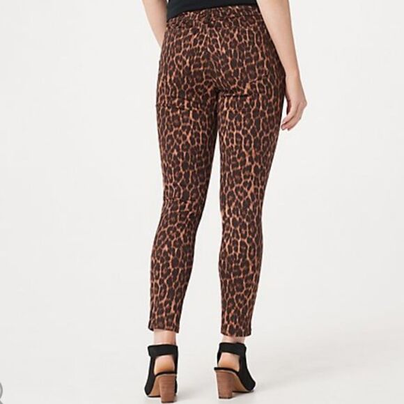 Lisa Rinna Collection Stretchy Animal Print Ankle Jeans - Picture 3 of 10
